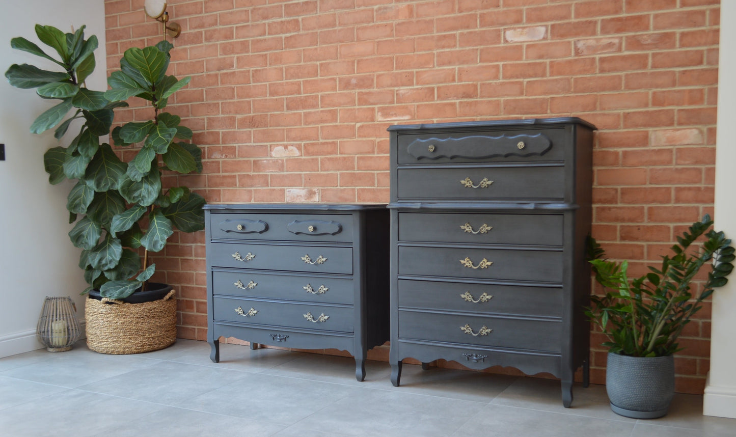 Vintage French Louis Style 3-Drawer Chest of drawers