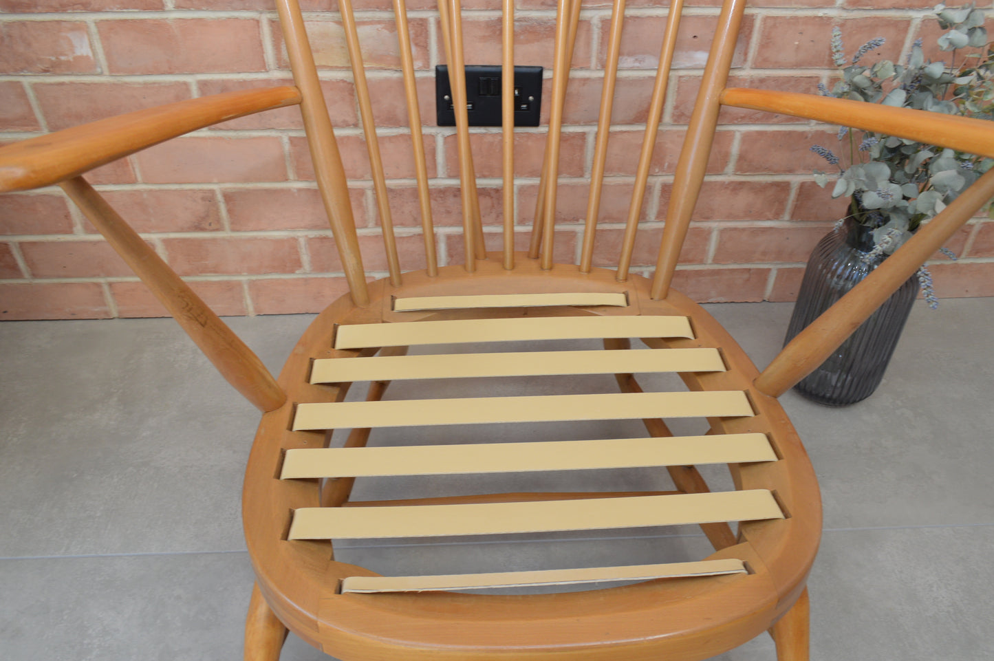 Ercol Windsor Easy Arm Chair